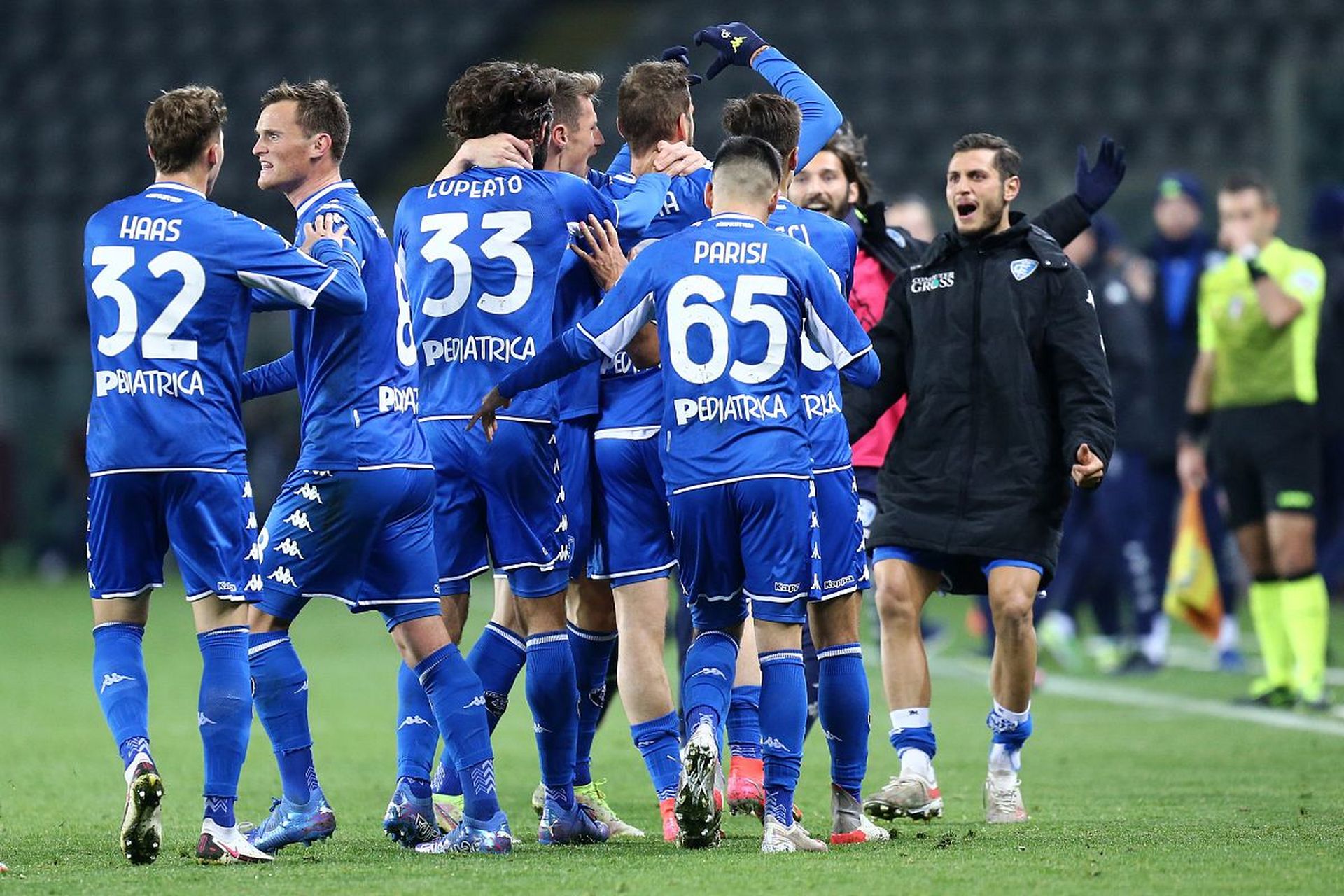 它再次强化 它再次强化